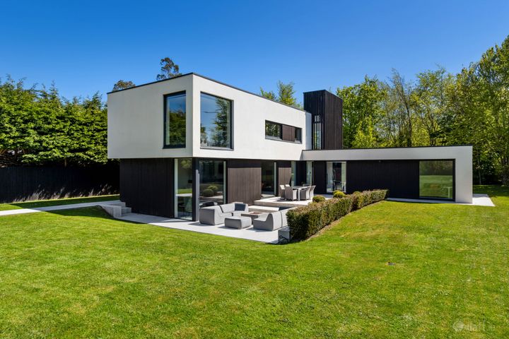 Makasi, Swords Road, Malahide, Co Dublin, K36FX37