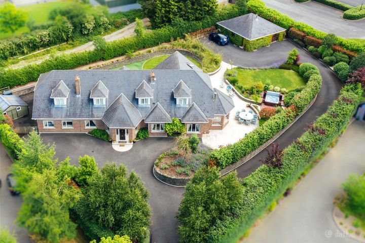 8 Stephenstown Court, Twomilehouse, Naas, Kildare