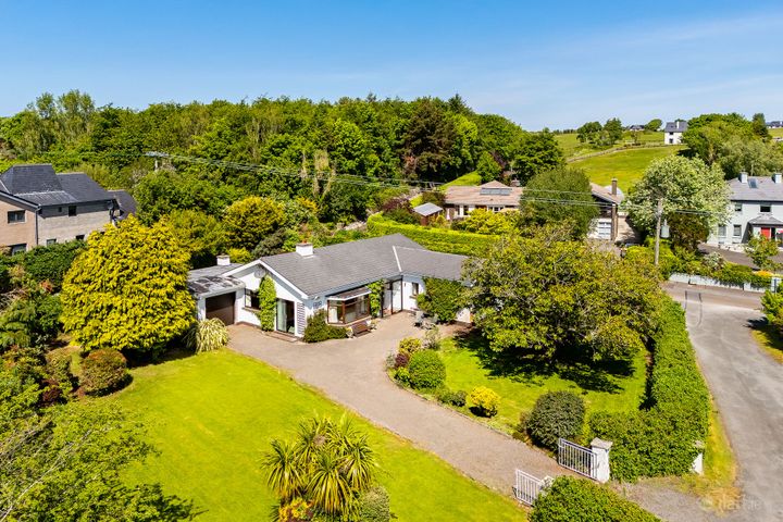 Mountlands, Ballyweelin, Rosses Point, Co. Sligo, F91PK84