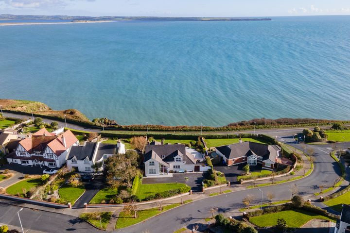 9 Carrigeenlea, Cliff Rd, Tramore, Waterford