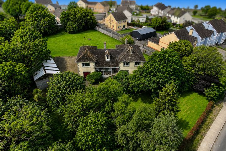 Saint Mary's Road, Daingean, Co. Offaly, R35NX57