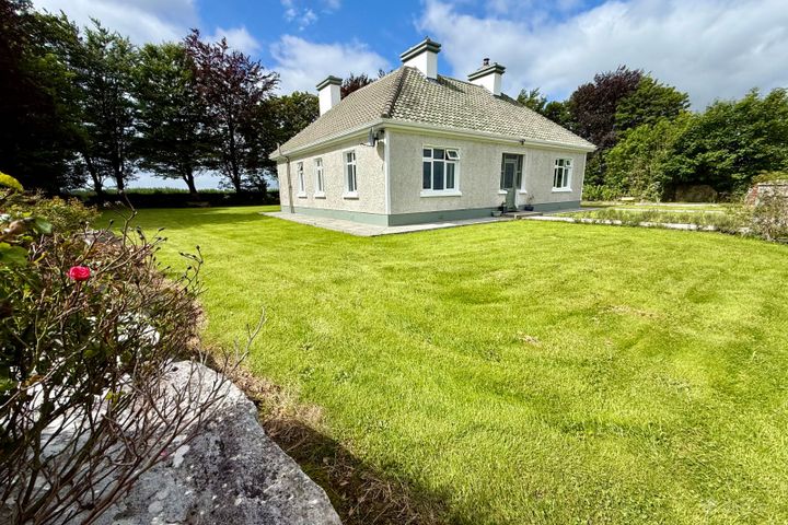 Quinaltagh, Garrafrauns, Dunmore, Tuam, Co. Galway, H54WD62