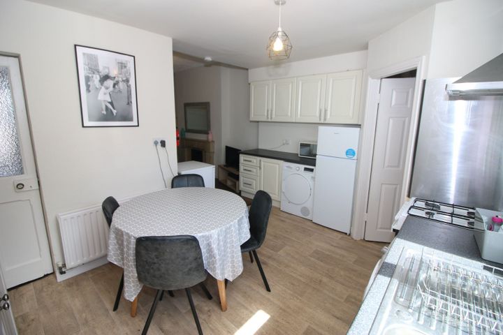 5 Robertsville, Tower Street, Turners Cross, Co. Cork