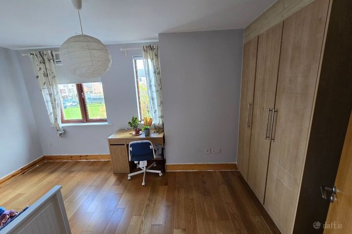 4, Adamstown, Co. Dublin