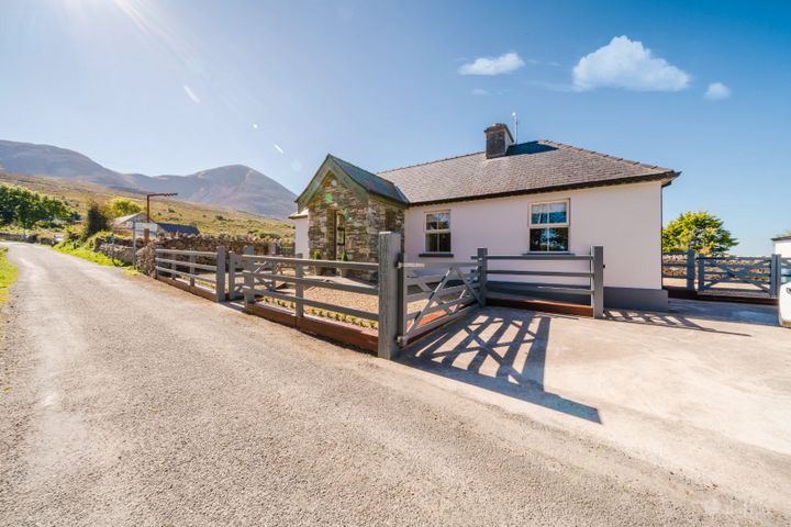 Reek Road, Murrisk, Westport, Mayo