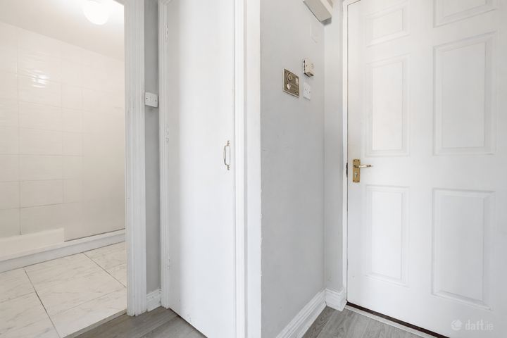 166 Custom Hall, Gardiner Street, Dublin 1 - Photo 3