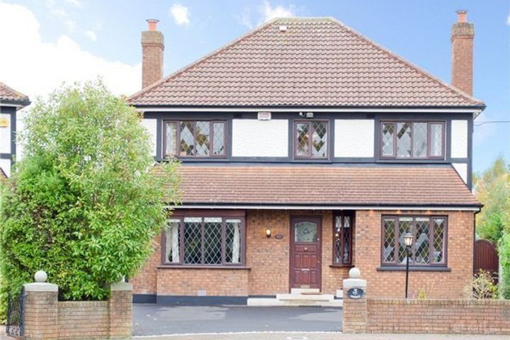 Amberly, 20 Auburn Grove, Malahide, Dublin