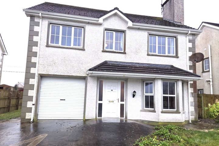 19 Castle Gardens, Drumboe Lower, Stranorlar, Ballybofey, Co. Donegal, F93X8H4