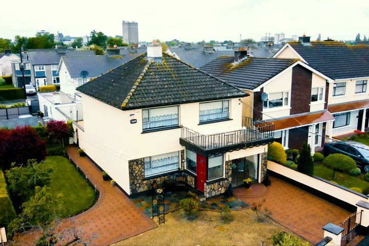 Hillview, 48 Avondale Drive, Athy, Co. Kildare, R14ED98