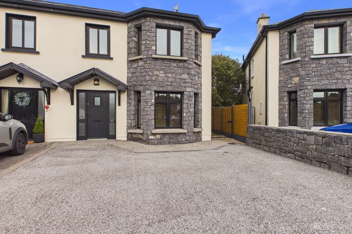 27 Tí na Rí, Loughrea, Co. Galway, H62PP93