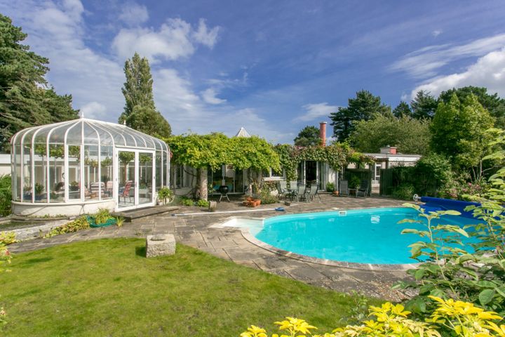 Bridesfield, Bridesglen Road, Rathmichael, Dublin 18, D18KD92