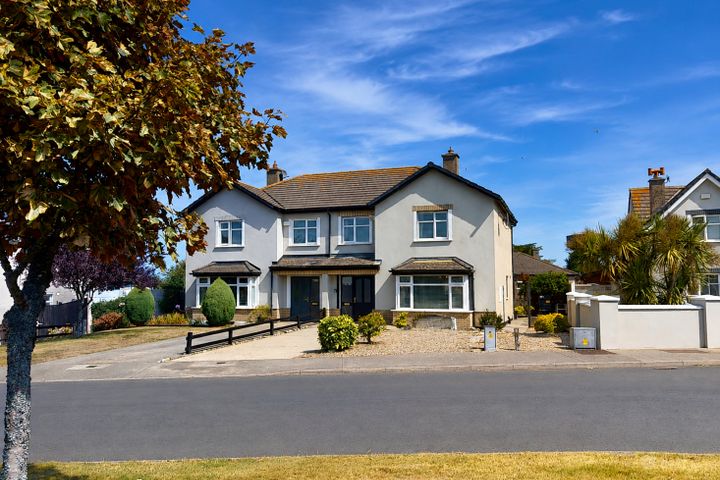 13 Tulach Geal, Ballymurn, Co. Wexford, Y21A256