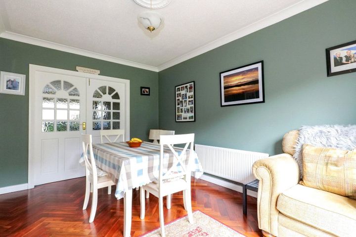 4 Dún A Rí, Kingston, Galway