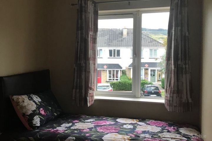 37 Beechdale Place, Ballycullen, Co. Dublin
