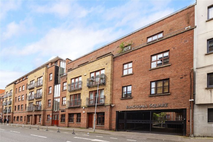 128 Block E, Blackhall Square, Smithfield, Dublin 7