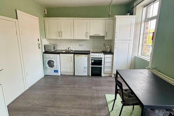 5 Homeville Place, Western Road, Co. Cork