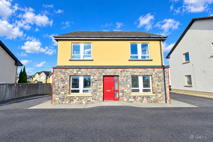 30 Inis Clair, Kildysart Road, Ennis, Co Clare, V95 YF66