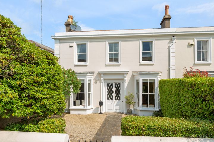 1 Neptune Terrace, Breffni Road, Sandycove, Dublin