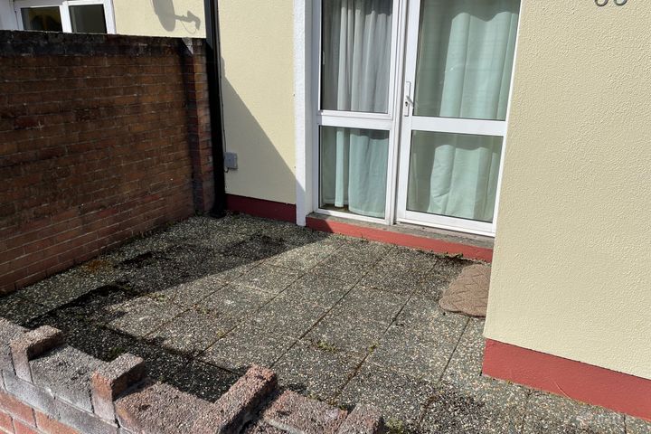 33 The Elms, Forster Street, Galway City Centre