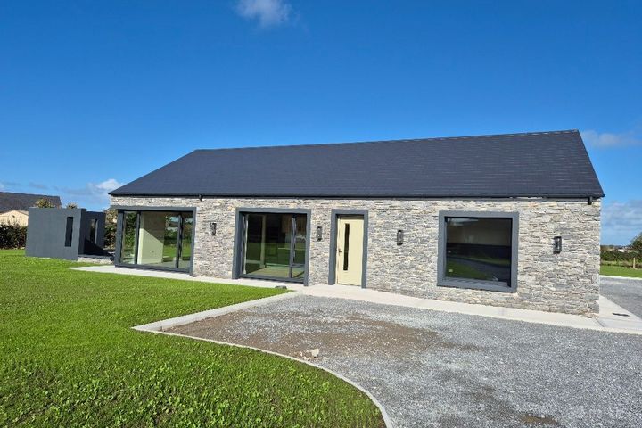 West Commons, Ardfert, Co. Kerry, V92KX82