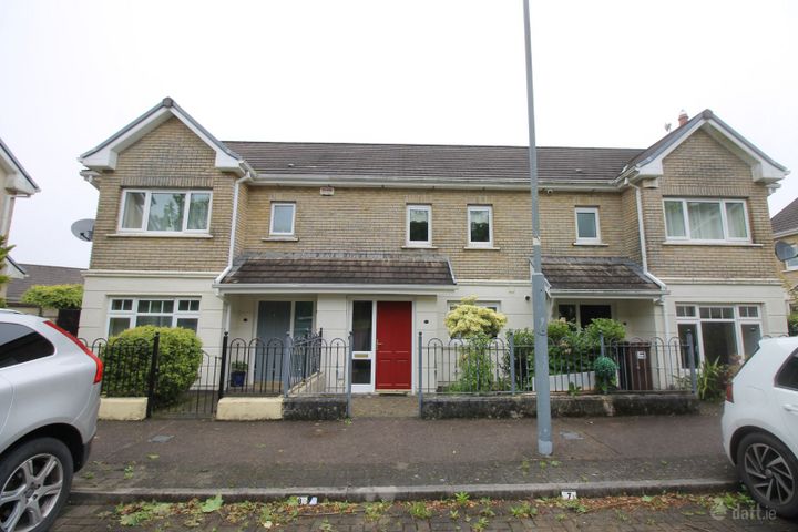 8 Rowan Hill, Mount Oval Village, Rochestown, Co. Cork