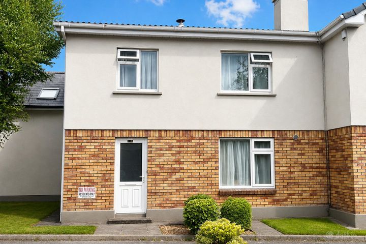 18 Bridge Court, Bridge Street, Ballinasloe, Co. Galway, H53X651