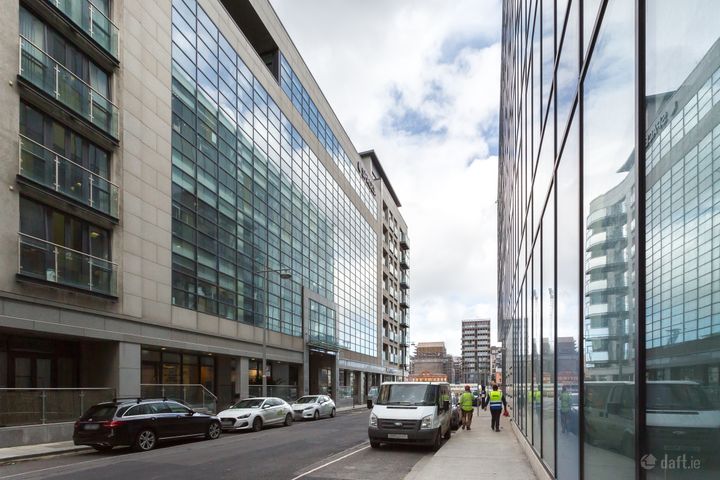 77 Sir John Rogerson's Quay, Dublin 2