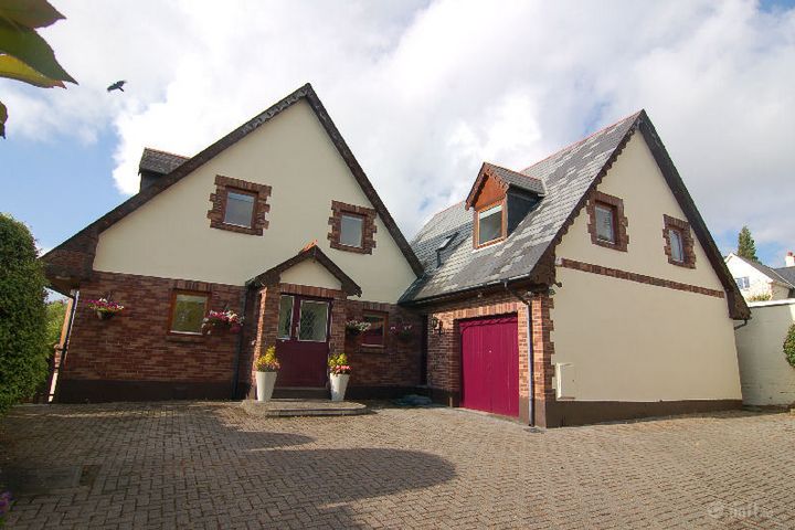 Dylan Lodge, Convent Ave, Bray, Wicklow