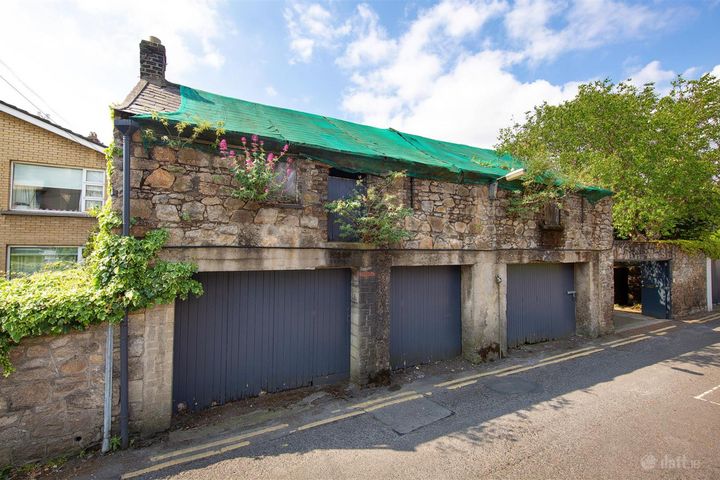 18 Pembroke Lane, Dublin 4