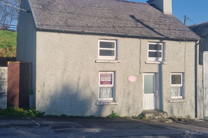 Red River House, Scart Road, Bantry, Co. Cork, P75WR04
