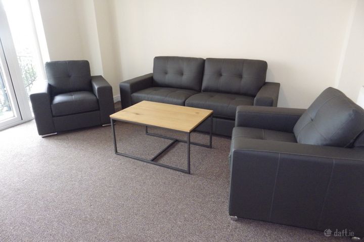 2 Melville Square, Meakstown, Finglas, Dublin 11