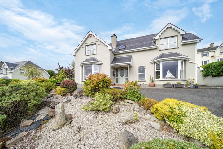 18 The Glebe, Letterkenny, Co. Donegal, F92R6H0