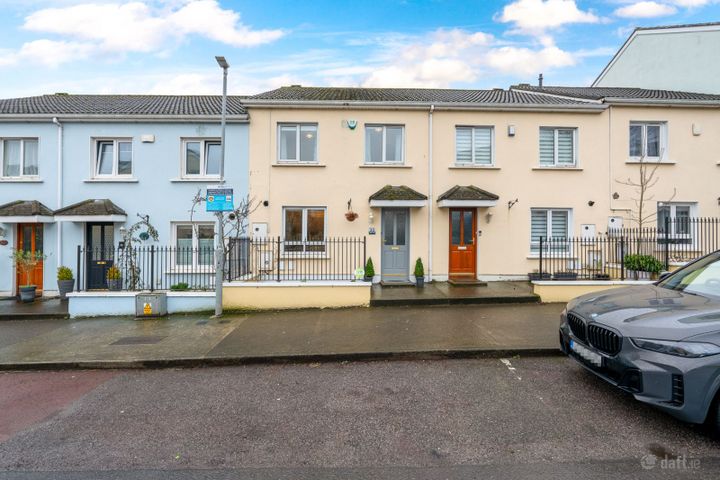 Applewood Main Street, Applewood, Swords, Co. Dublin