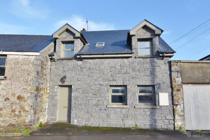 Rear of Upper William Street , Listowel, Co. Kerry, V31EA09