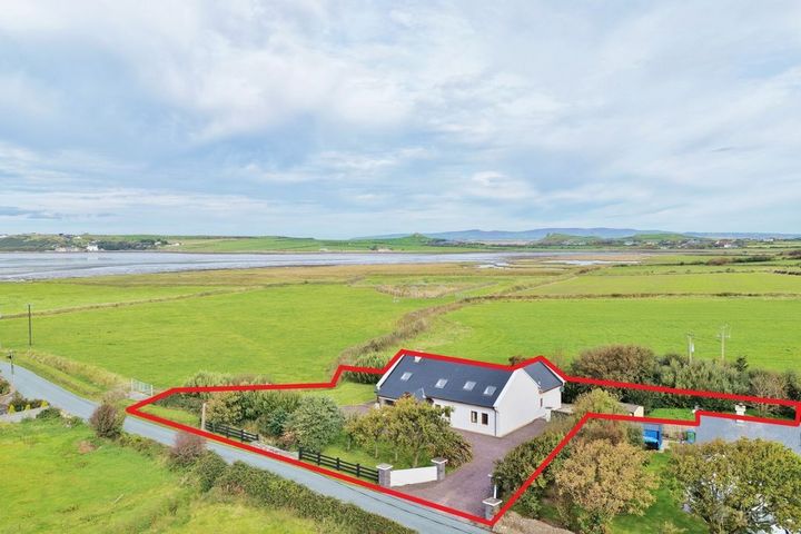 Ballyea, Fenit, Fenit, Co. Kerry, V92CR63