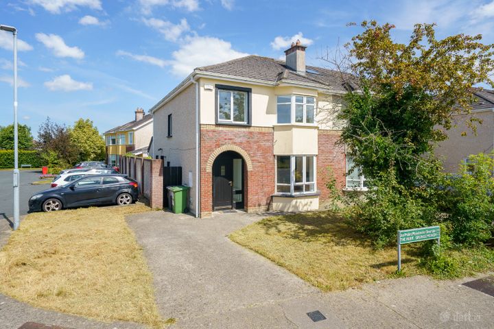 1 The Park, Grange Manor, Lucan, Co. Dublin