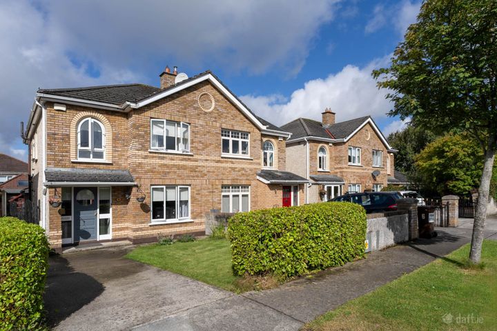 8 Charnwood Gardens, Clonsilla, Dublin 15, Dublin 15, Dublin