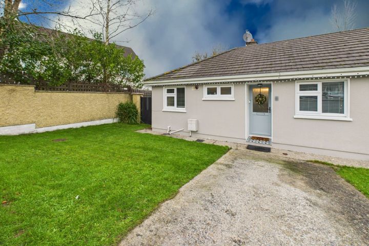 8 Knockboy Village, Ballygunner, Waterford, X91C7D2