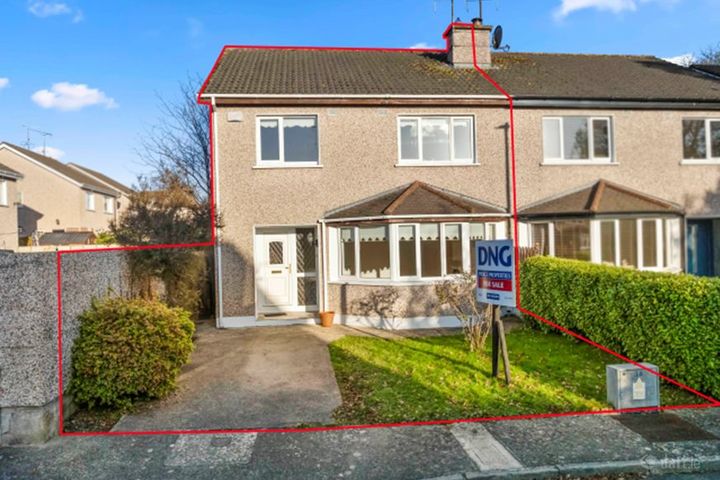 24 Twin Oaks, Clonattin Upper, Gorey, Co. Wexford, Y25P038