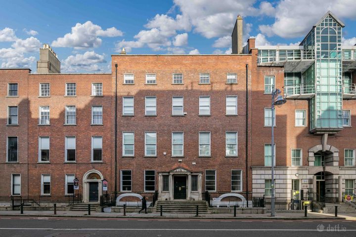 64 Mount Street Lower, Merrion Square, Dublin 2