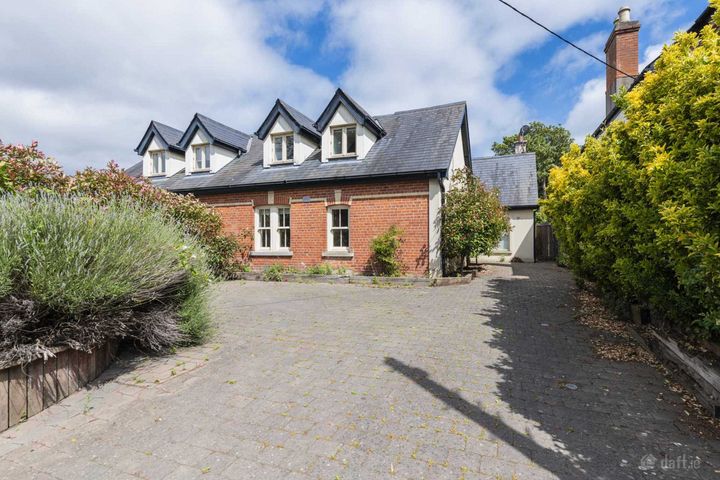 2 Church Cottage, Church Rd, Malahide, Dublin
