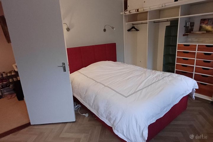 68 Clonkeen Drive, Dublin 18, Deansgrange, Co. Dublin