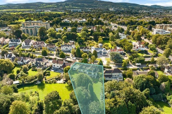 Thornberry, 4 Granville Road, Foxrock, Dublin 18, A94RH95