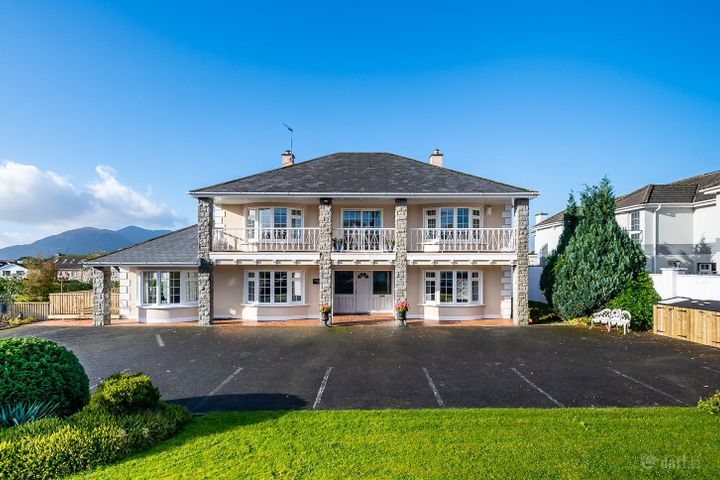 Muckross Road, Killarney, Co. Kerry