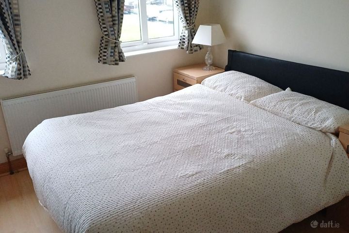 10 Bracklin Park, Edgeworthstown, Edgeworthstown, Co. Longford