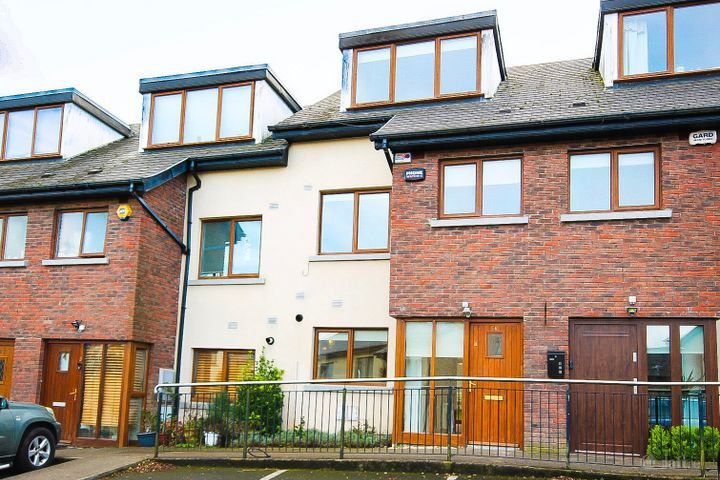 4 Slade Castle View, Saggart, Co. Dublin, D24Y012