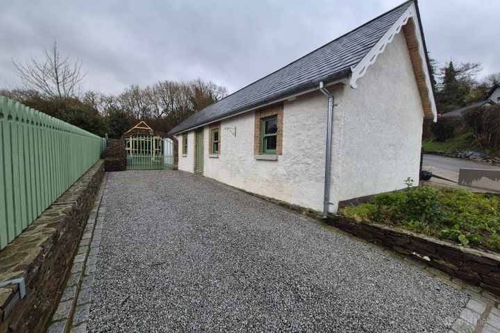 Ink Bottle Cottage, The Village, Hollywood, Co. Wicklow