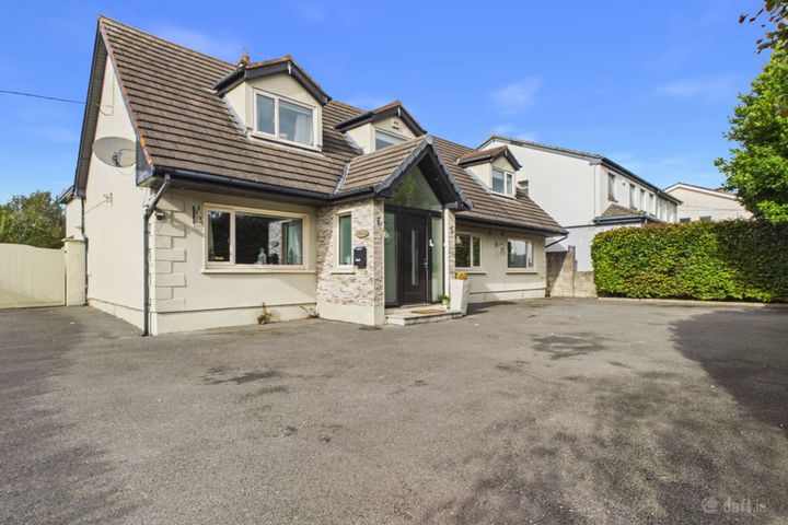 Maspeth, Millview Road, Malahide, Co. Dublin, K36F306