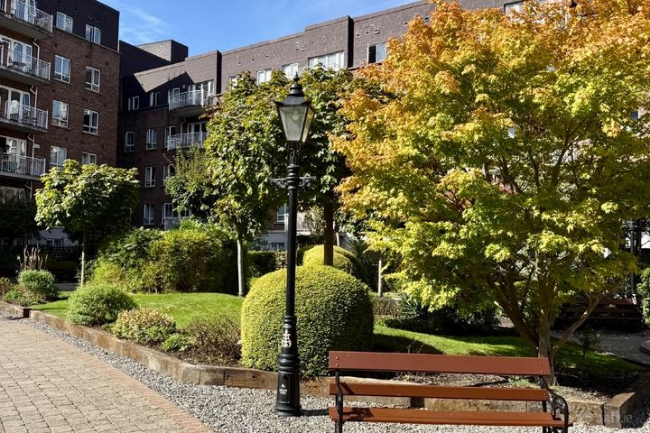 Harcourt Green, Charlemont Street, Dublin 2