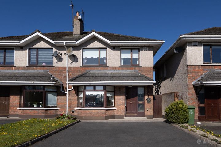 2 Rockypool Gardens, Blessington, Co. Wicklow, W91KN84